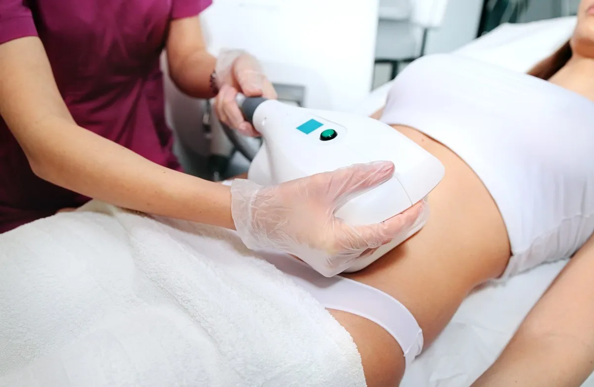 https://drkhushbutantia.com/wp-content/uploads/2025/10/Body-Contouring-Fat-Reduction.webp