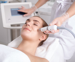https://drkhushbutantia.com/wp-content/uploads/2026/06/pigmentation-reduction-laser.webp